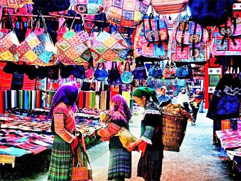 Sapa Tour 1 Day Visit Bac Ha Market - Sunday Departure